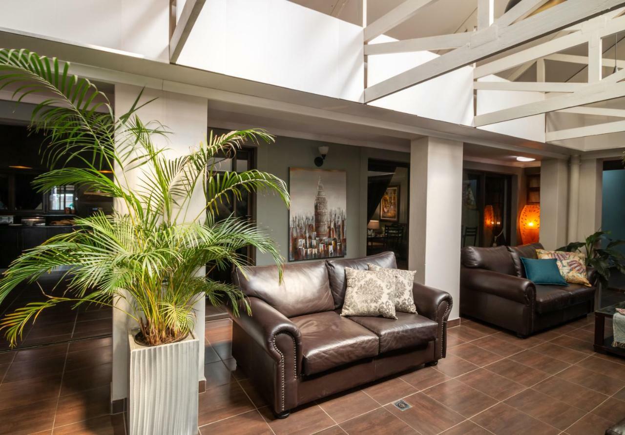 Lala Dene Lodge Bloemfontein Eksteriør billede