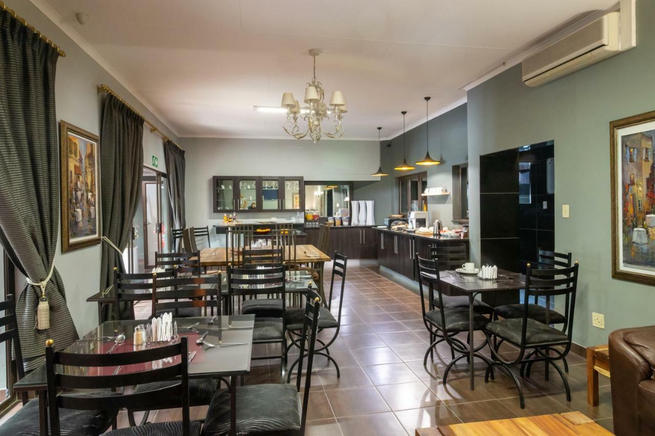 Lala Dene Lodge Bloemfontein Eksteriør billede