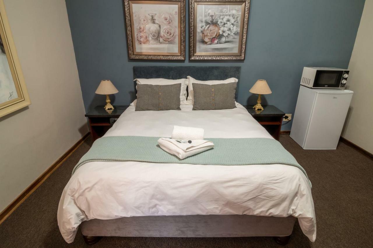 Lala Dene Lodge Bloemfontein Eksteriør billede