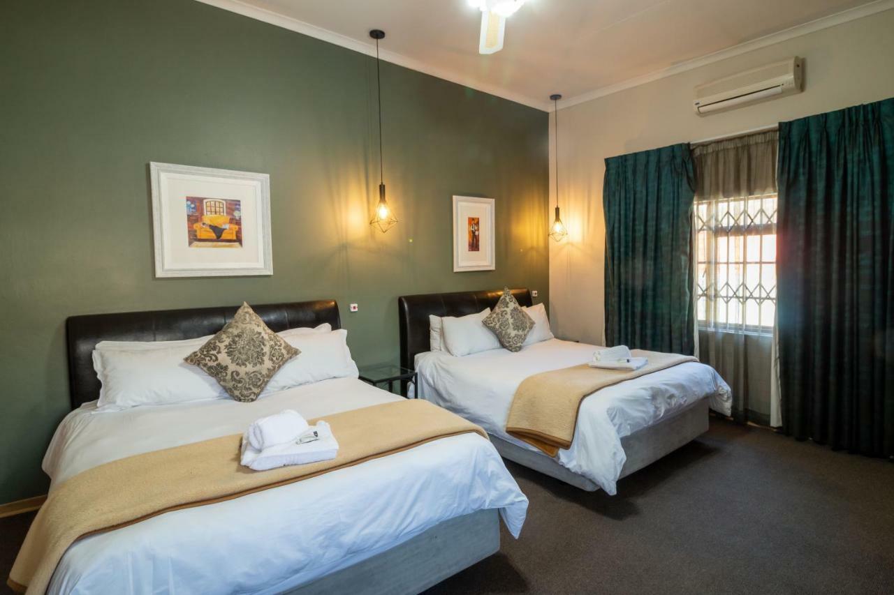 Lala Dene Lodge Bloemfontein Eksteriør billede