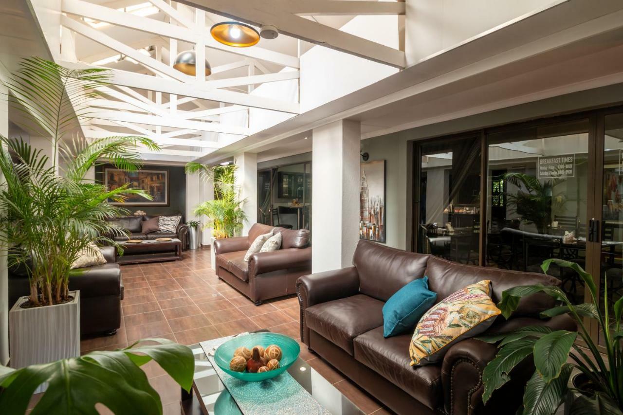 Lala Dene Lodge Bloemfontein Eksteriør billede